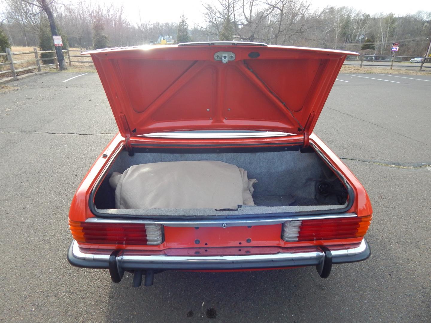 1972 Signal Red /Black Leather Mercedes-Benz 450SL 450SL (10704412000) with an 4.5L V8 engine, Automatic transmission, located at 6528 Lower York Road, New Hope, PA, 18938, (215) 862-9555, 40.358707, -74.977882 - Here we have a beautiful 1972 Mercedes 450SL. Options include: black leather, hard top and soft top, AM/FM/TAPE radio, parking lights, VDO Klenzle clock, Berger Mangel stamped 15 inch wheels with 4 Kelly Navigator 800S tires. This vehicle comes with a car cover and a list of records of work done to - Photo#23